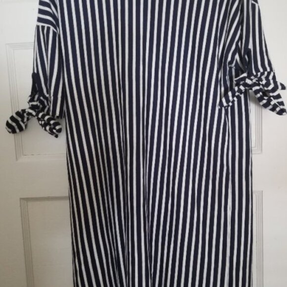ASOS Navy Blue and White Striped Short Sleeved Dress Ladies Size 8 - Picture 7 of 7